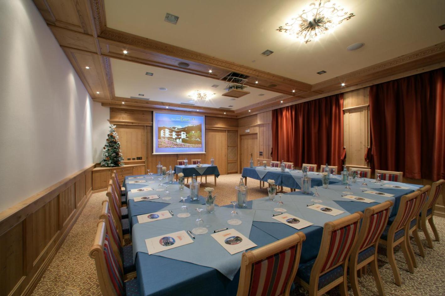 Alpen Hotel Corona Vigo di Fassa Exterior foto